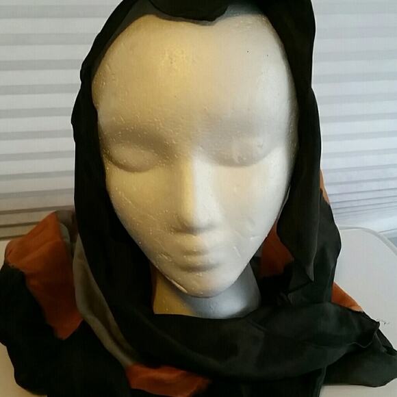 PureUnique Pure Silk Scarf. 30" - Picture 4 of 4